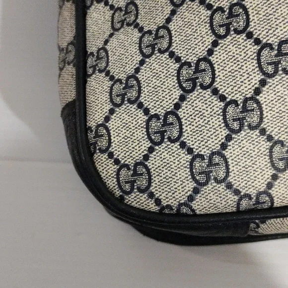 Gucci Blue Messenger Bag/Wallets Authentic Vintage - Picture 14 of 16